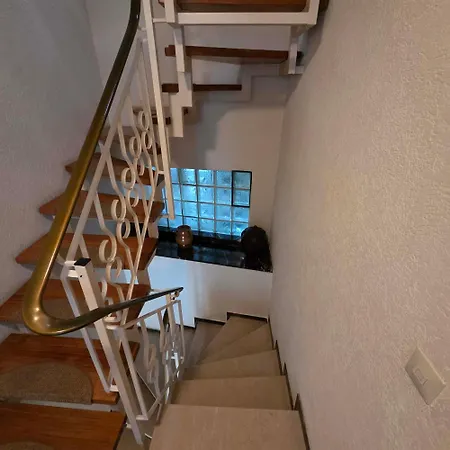 ゲストハウス Haus Sofia