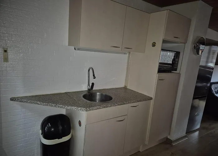 招待所 Haus Sofia