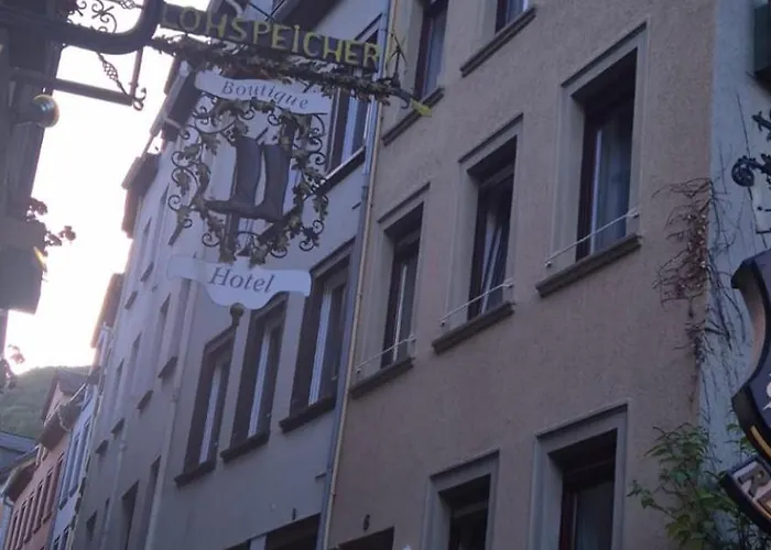 Haus Sofia 招待所 *